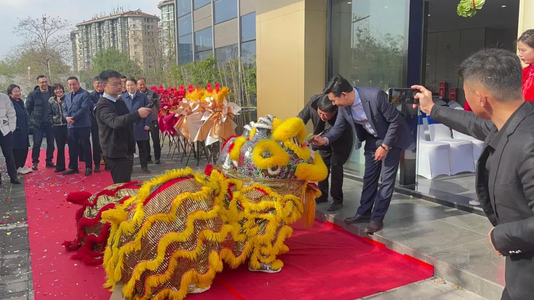 江苏南京“华贵酒庄”隆重开业！(图3)