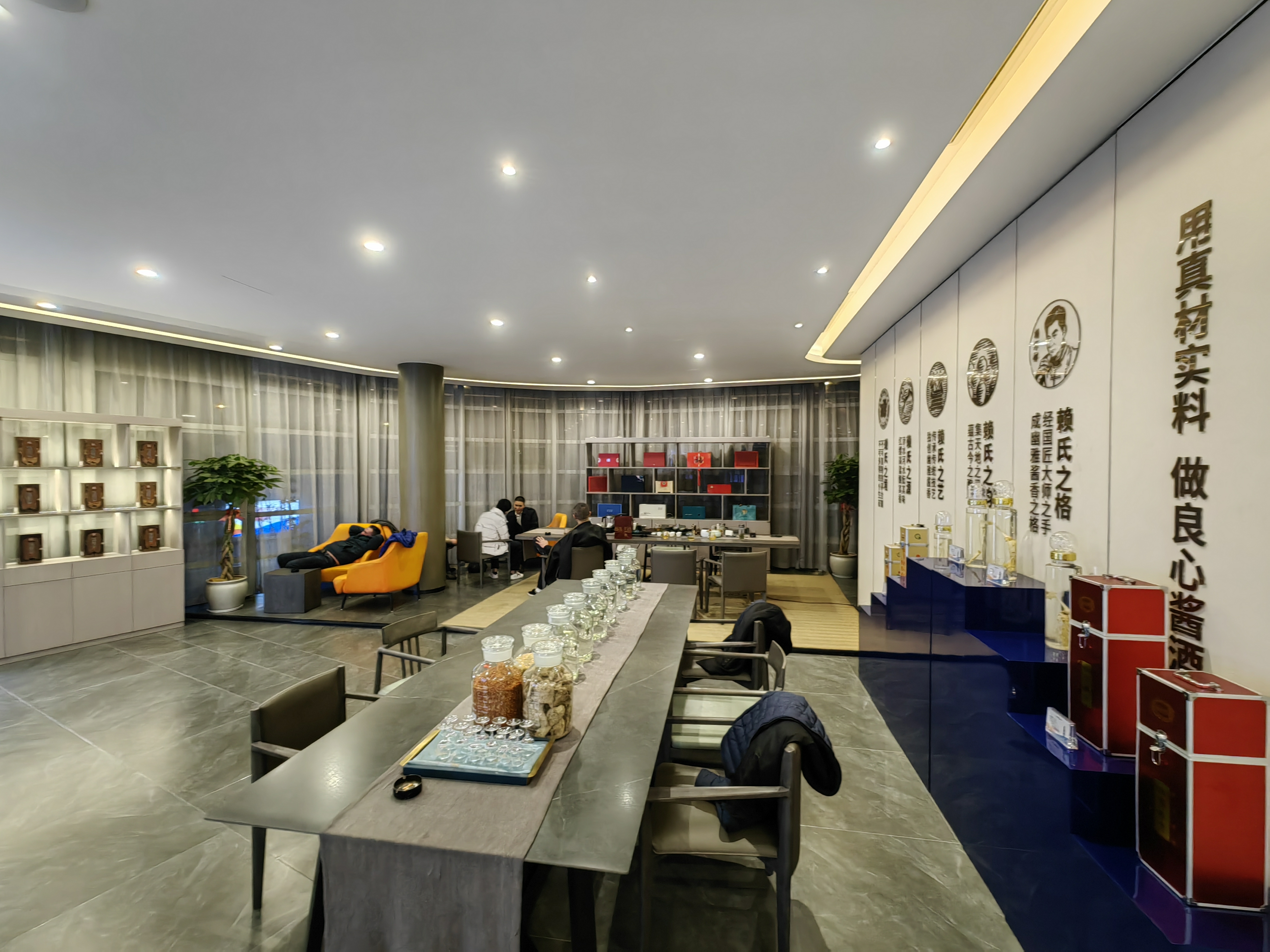 江苏南京“华贵酒庄”隆重开业！(图9)