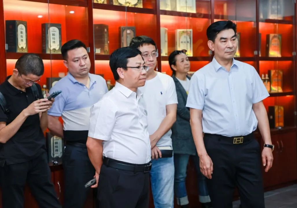 传承赖氏酱香,书写酱酒新篇(图15) 传承赖氏酱香,书写酱酒新篇(图15)